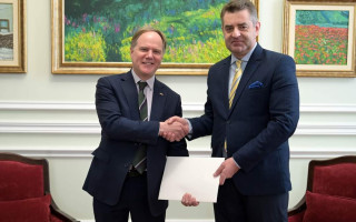 В Украине приступил к работе новый посол Британии Мартин Гаррис