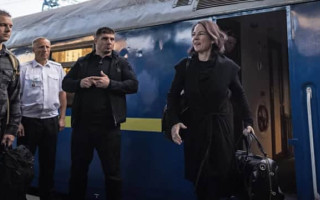 Глава МЗС Німеччини прибула у Київ