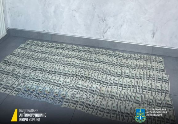 Получил $35 000 взятки у частного инвестора: задержан депутат Волынского облсовета