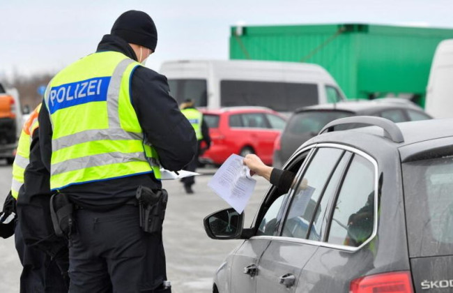 Заборона ввезення особистих речей росіянами: Єврокомісія опублікувала нове роз'яснення