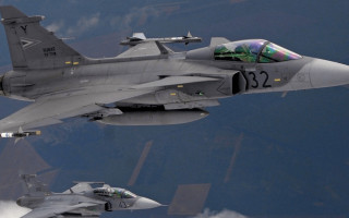 Украинские пилоты практикуют полеты на истребителях Gripen – СМИ