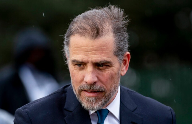 Сину Байдена висунули обвинувачення в нелегальній купівлі вогнепальної зброї