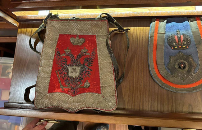 Появились фото с обысков дома у Шуфрича, которые сегодня проводит СБУ