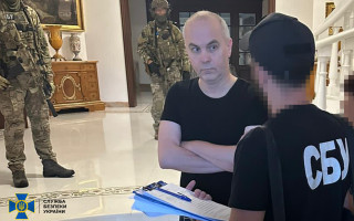 Действующему народному депутату Шуфричу сообщили о подозрении в государственной измене, фото