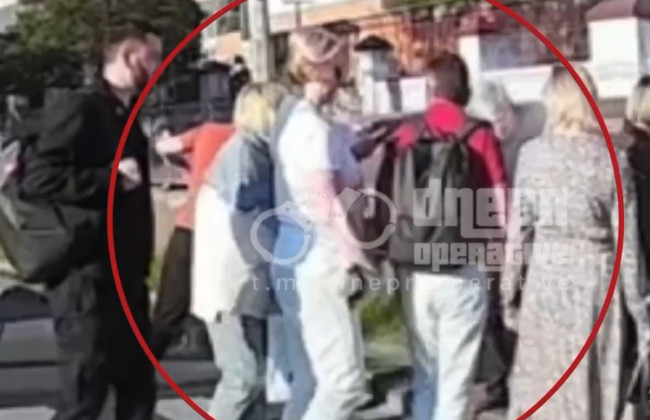 У Дніпрі керманич в’їхав у натовп перехожих, незадоволених «залив» балоном: відео