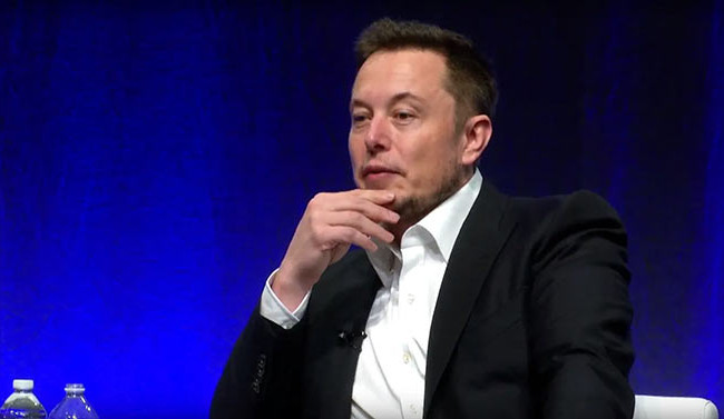 Илон Маск раскритиковал украинское контрнаступление: Много смертей за малую территорию