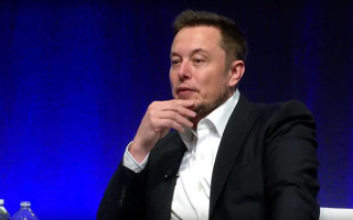 Илон Маск раскритиковал украинское контрнаступление: Много смертей за малую территорию