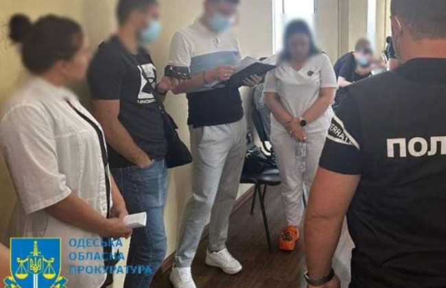 $1500 с уклониста за диагноз «туберкулез»: в Одессе разоблачена глава врачебной комиссии и ее сообщники