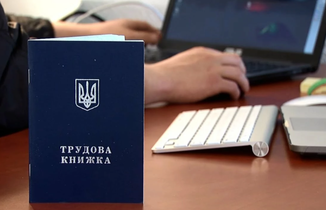 Может ли получить дополнительный социальный отпуск одинокая мать: разъяснение