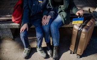 Еврокомиссия предлагает продлить временную защиту для украинцев до 2025 года