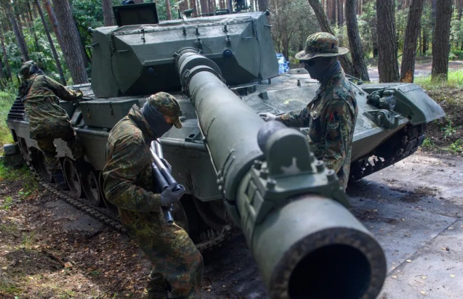 Україна відмовилася приймати від Німеччини танки Leopard: назвали причину