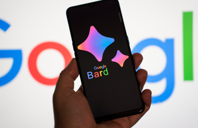 Хочет догнать ChatGPT: Google анонсировала новые функции Bard