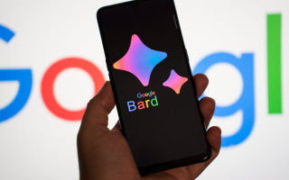 Хочет догнать ChatGPT: Google анонсировала новые функции Bard