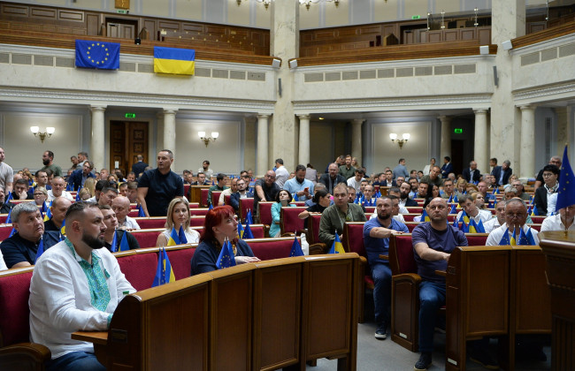 Народные депутаты смогут не декларировать квартиры в аренде, расходы на которые компенсируют из бюджета, — Комитет одобрил финальную версию закона о э-декларировании, документ