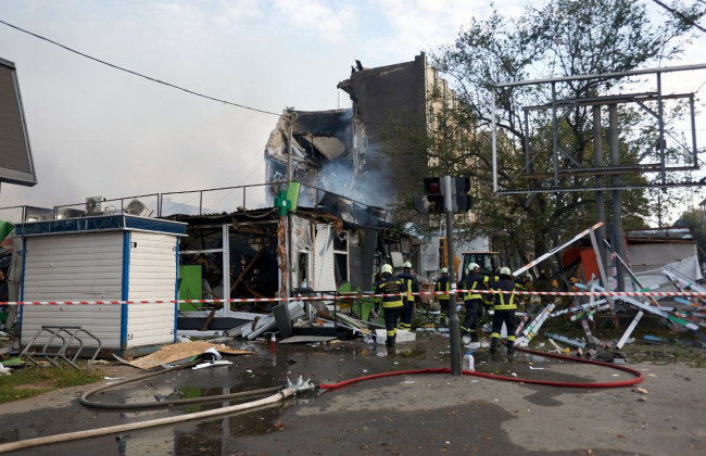 Ракетный удар по Черкассам: появилось видео момента мощного взрыва и первых минут после атаки