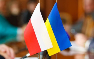 Украина и Польша договорились найти совместное решение по экспорту агропродукции