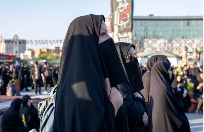 В Ірані ухвалили законопроєкт, що передбачає до 10 років в'язниці за відмову від хіджабу