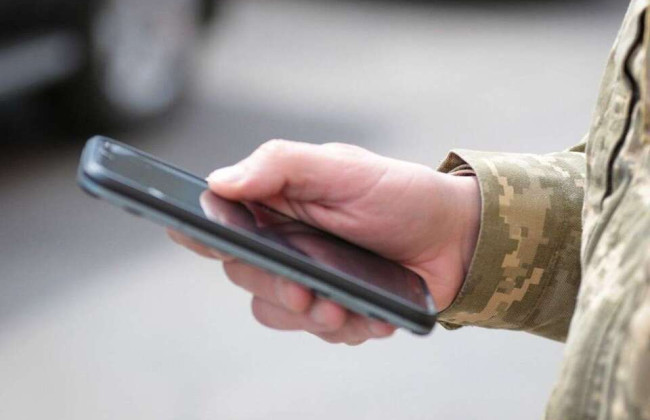 Куда обращаться в случае потери связи с защитником: подробности