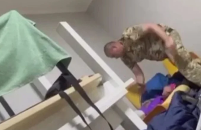 Суд избрал меру пресечения работнику Самборского военкомата, подозреваемого в пытках и незаконном содержании лиц