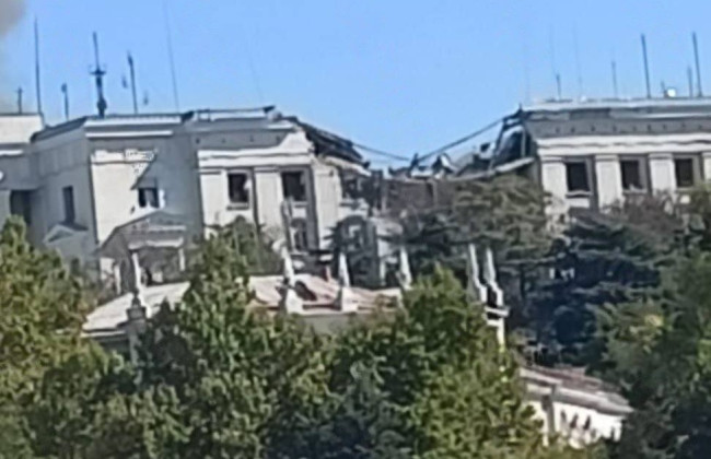 По штабу Черноморского флота в Севастополе нанесен ракетный удар: видео