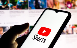 YouTube анонсировал новые функции с искусственным интеллектом для работы видео