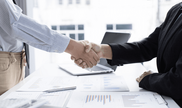 Безробітні через війну українці можуть отримати комплексну підтримку для своєї реалізації