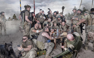 Вместо казаков – военные ВСУ: французский художник воспроизвел в фото картину Репина