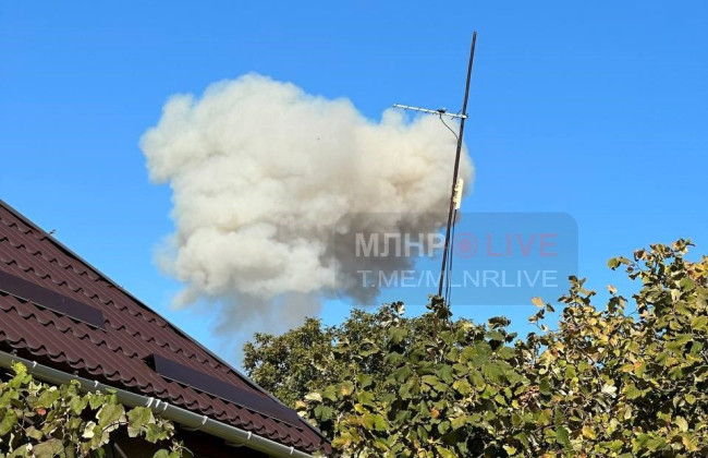 Под Луганском произошел «прилет» по российскому складу боеприпасов: видео