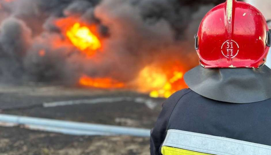 В Одесі знайдено загиблим працівника зруйнованого зерносховища: пошуки тривають