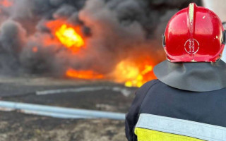 В Одесі знайдено загиблим працівника зруйнованого зерносховища: пошуки тривають