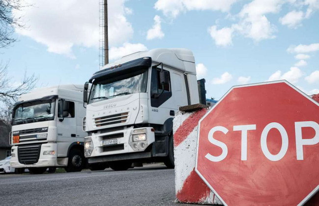 Кто ответственный за превышение весовых и габаритных параметров: судебная практика