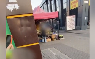 Воровала продукты ради лайков в TikTok: в Киевской области поймали несовершеннолетнюю, видео