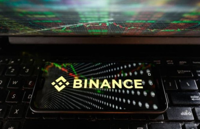 Найбільша криптобіржа світу Binance повністю йде з рф