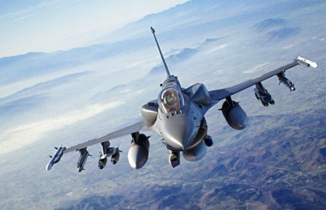 Як проходить підготовка пілотів на F-16 в Україні: відео