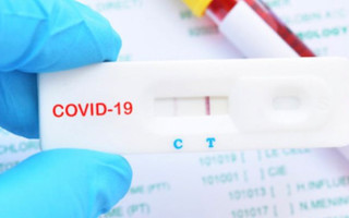 Закупили COVID-тесты по вдвое большей цене: будут судить работницу коммунального предприятия