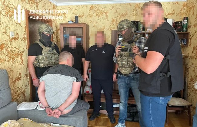 В Виннице чиновники городского ТЦК помогали уклоняющимся избежать мобилизации и уехать за границу, — ГБР