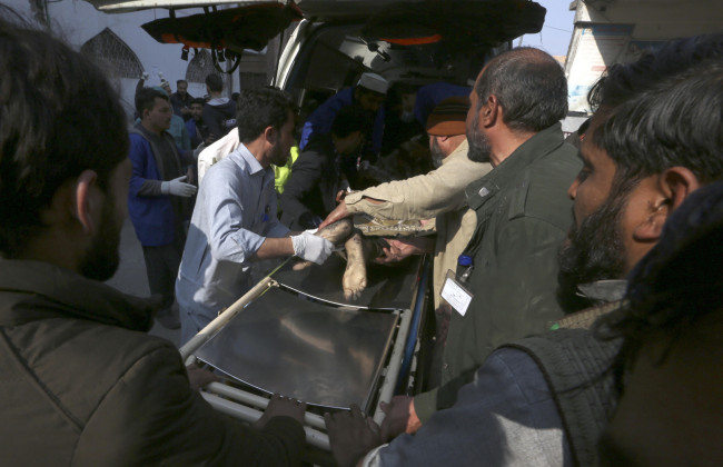 Теракты смертников в Пакистане: в результате взрывов в двух мечетях погибло около 60 человек