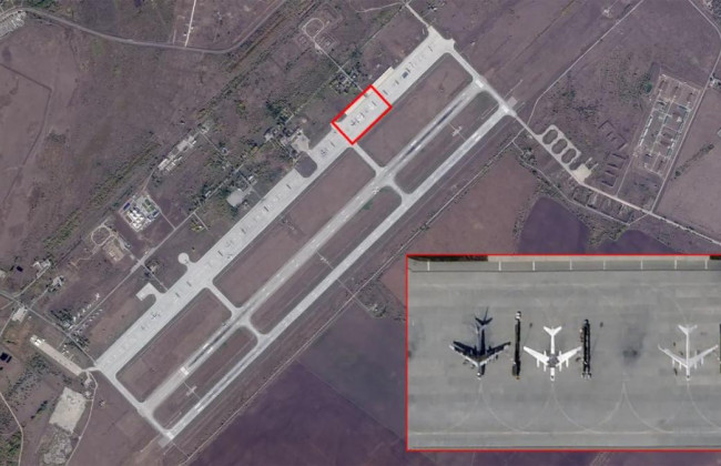 Росіяни малюють Ту-95 на базі в Енгельсі: супутникові знімки