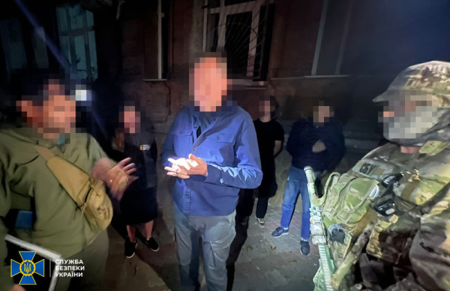 Мера Сум Лисенка та директора департаменту інфраструктури викрили на хабарі в 1,4 мільйона гривень