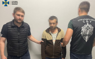 Помогал оккупантам минировать поля, сдавал патриотов и грабил односельчан: в Харьковской области разоблачили российского агента