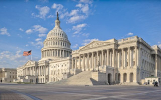 Бюджет США без коштів для Києва: Конгрес кинув Україну під автобус – Bloomberg