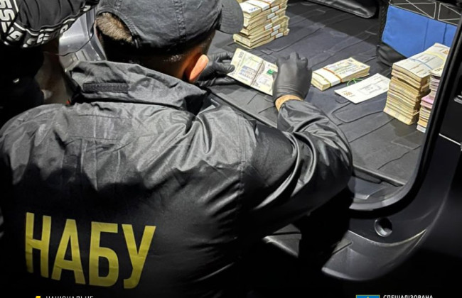 Міському голові Сум Лисенку та директору Департаменту інфраструктури міста повідомили про підозру