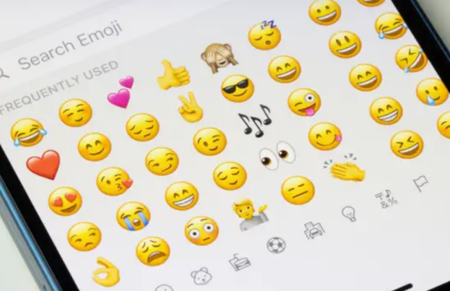 Google добавил реакции-эмоди на электронные письма в Gmail, но появляться они пока не у всех