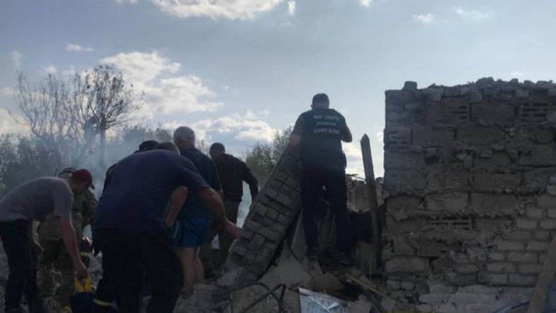 Росіяни вдарили по кафе-магазину на Харківщині: загинули 49 людей, серед них є дитина