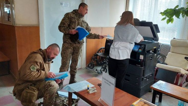 Документи «йтимуть» за військовими: у Міноборони анонсували суттєві зміни в ВЛК