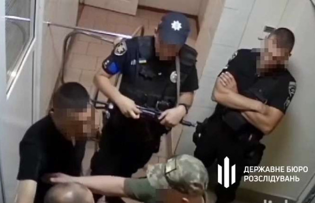 Избиение мужчины в помещении Черновицкого ТЦК: ГБР расследует действия военных и правоохранителей