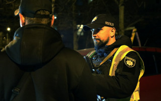 Поліція протягом вихідних перевірила 671 заклад громадського харчування