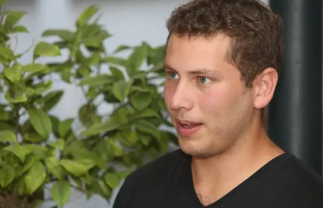 Сын премьера Израиля Авнер Нетаньяху мобилизовался и отправился на фронт