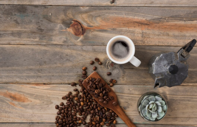 В органическом зеленом кофе, завезенном в Украину, обнаружили хлорпирифос