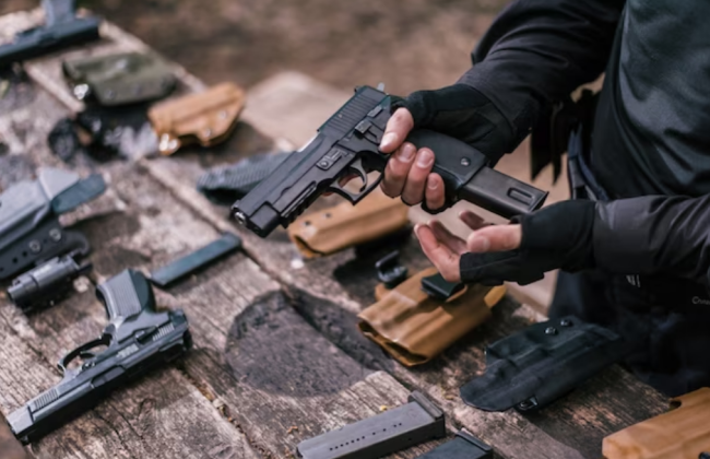 Нужно технические условия 70-х годов переделать к условиям боевых действий – депутат об изготовлении оружия